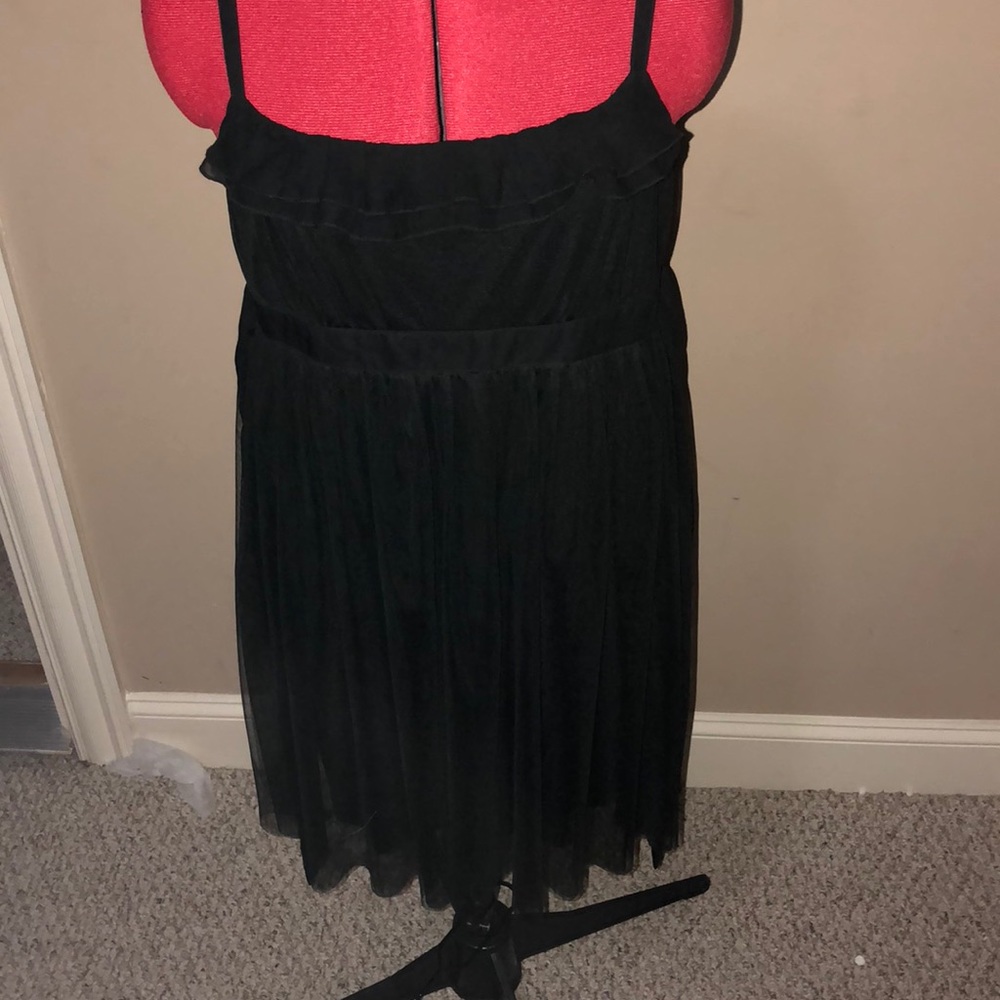 Super cute shear layers black dress!😍